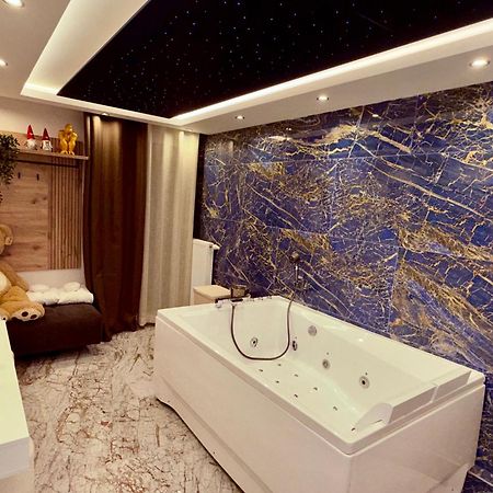 Appartement Neuf Haut Standing - Jacuzzi A Strasbourg Schiltigheim Exterior foto